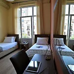 Orestias Kastorias Hotel 2*