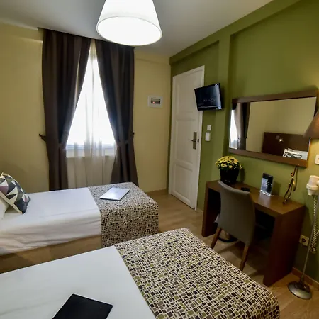 Hotel Orestias Kastorias 2*