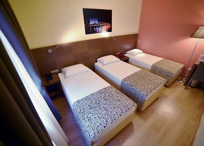 Orestias Kastorias Otel Selanik